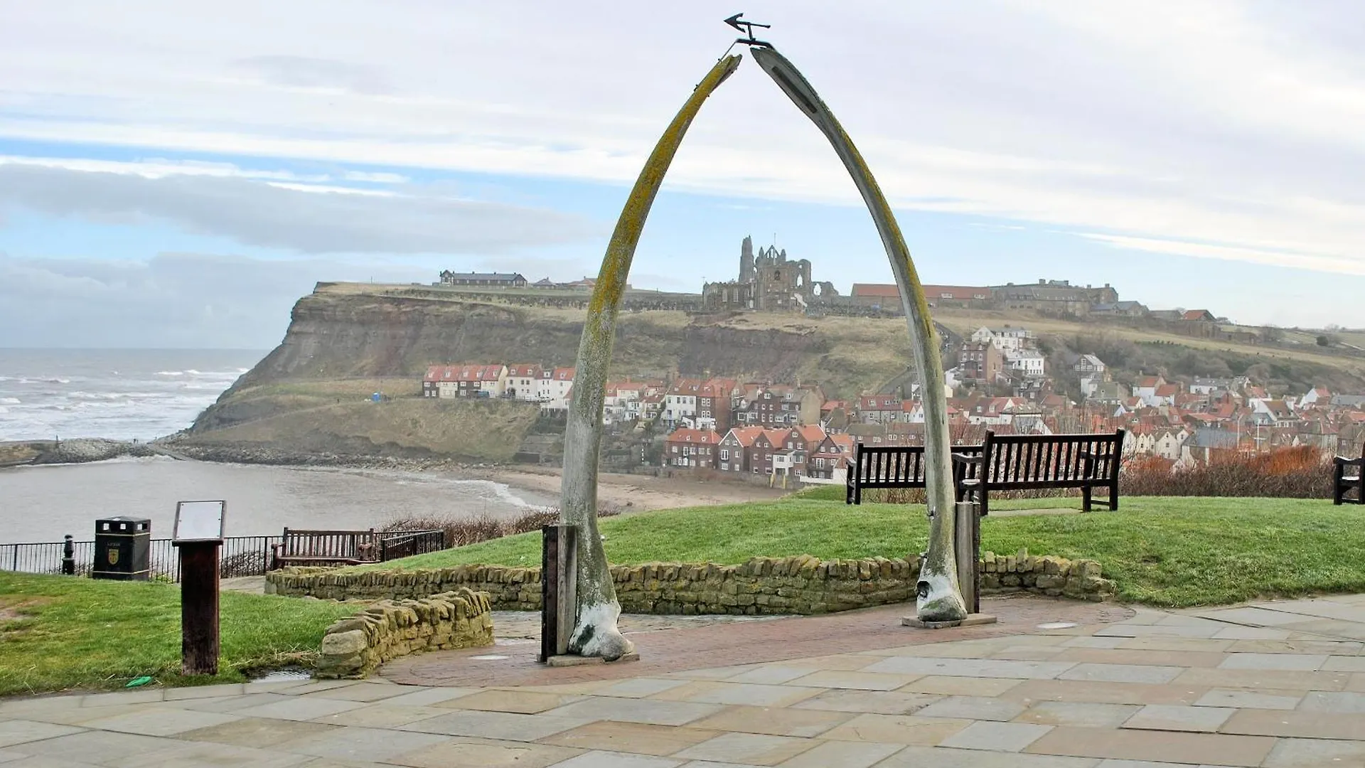 Downdinner Hill Whitby 0*,  United Kingdom